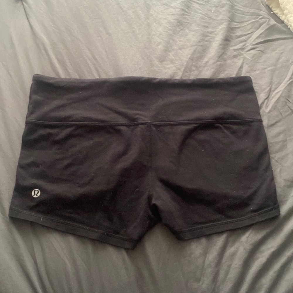 Lululemon black shorts